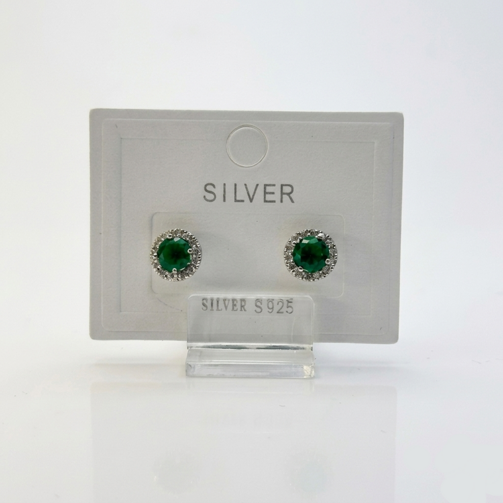 Edle Halo-Ohrstecker aus 925 Silber mit grünem Zirkonia-Stein und Schraubverschluss.