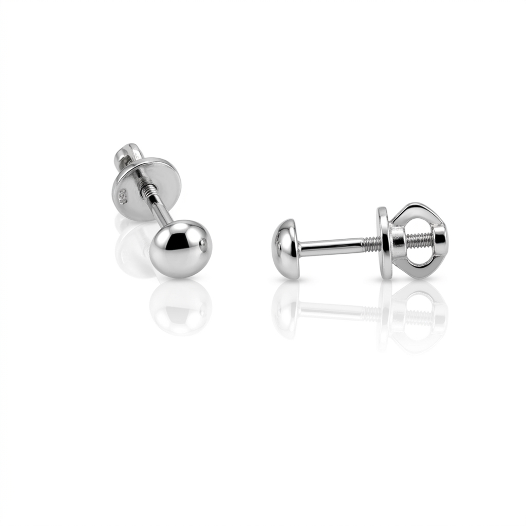 Detailansicht von Silber-Ohrsteckern „Halbkugel“ aus 925 Sterling Silber rhodiniert mit präzisem Schraubverschluss.